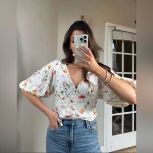 H&M Floral V-Neck Blouse with Puff Sleeves